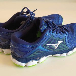 Mizuno Men's Wave Sky Running Shoe, size: 9.5